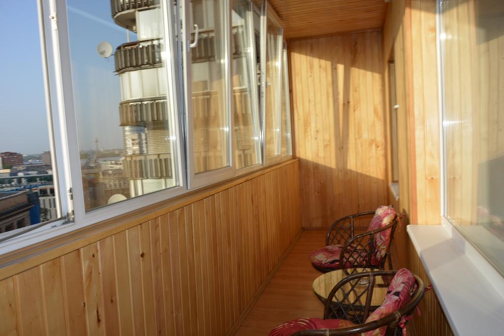 Apartments In The Heart Of Dnipro Exterior photo